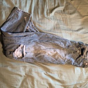 5/$25🦋 AE MOM JEANS
